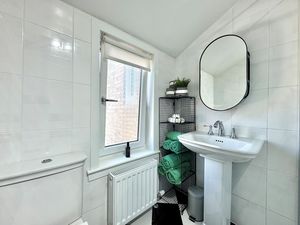 Photo 17- click for photo gallery